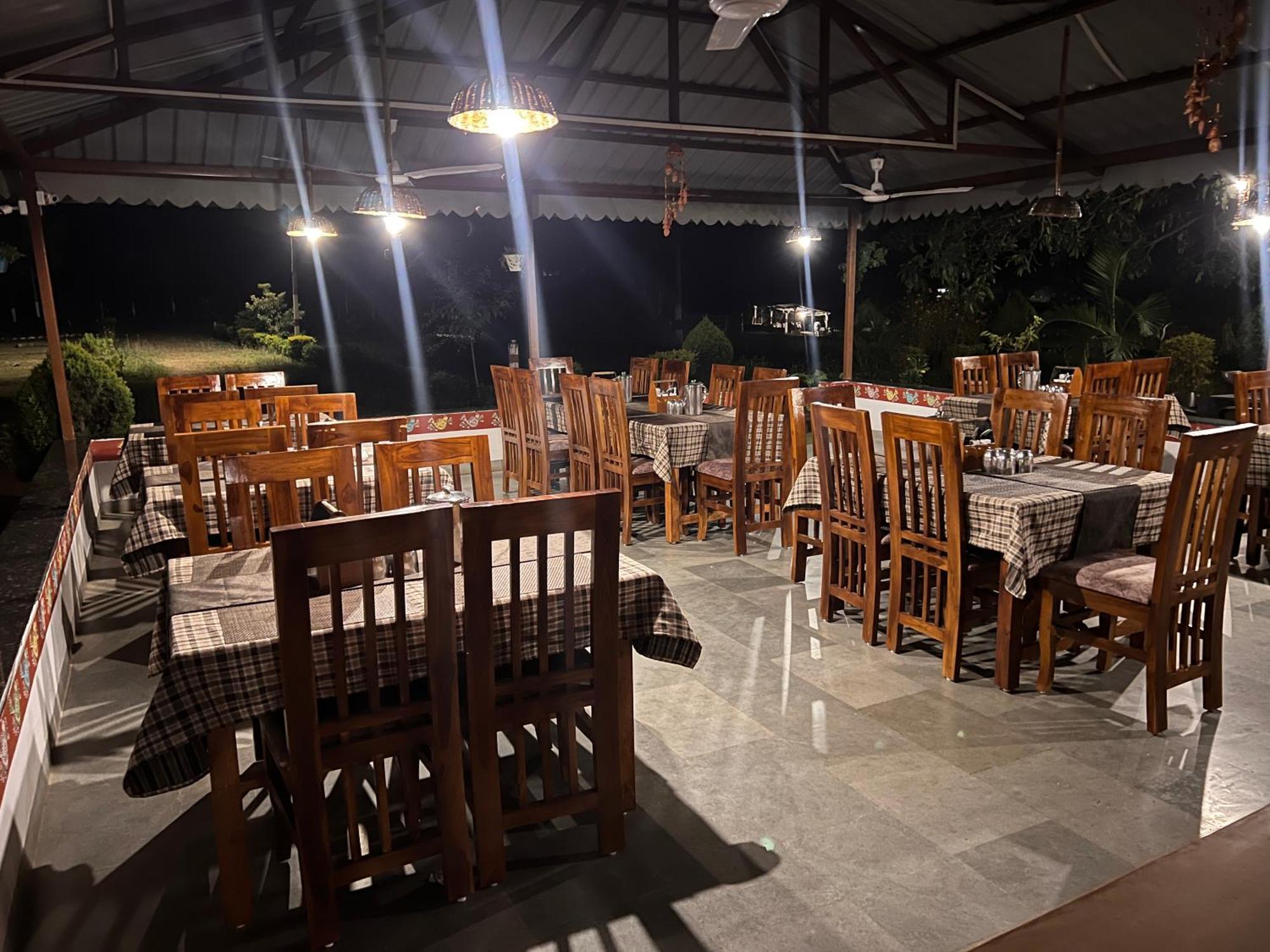 Wow Stayz2 Pachmarhi Foothill Cottages Экстерьер фото