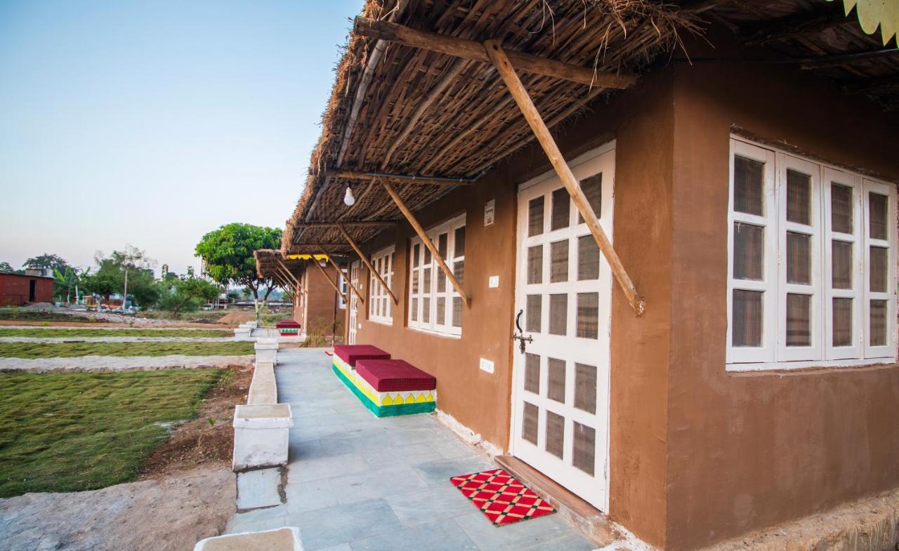 Wow Stayz2 Pachmarhi Foothill Cottages Экстерьер фото